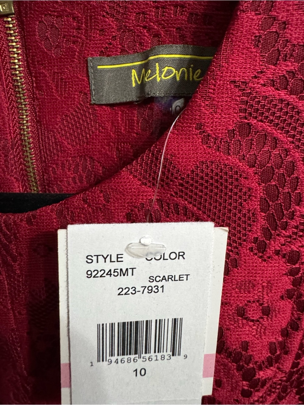 Sleeveless Lace Tie-Waist Mini Dress in Deep Red - Picture 4 of 4